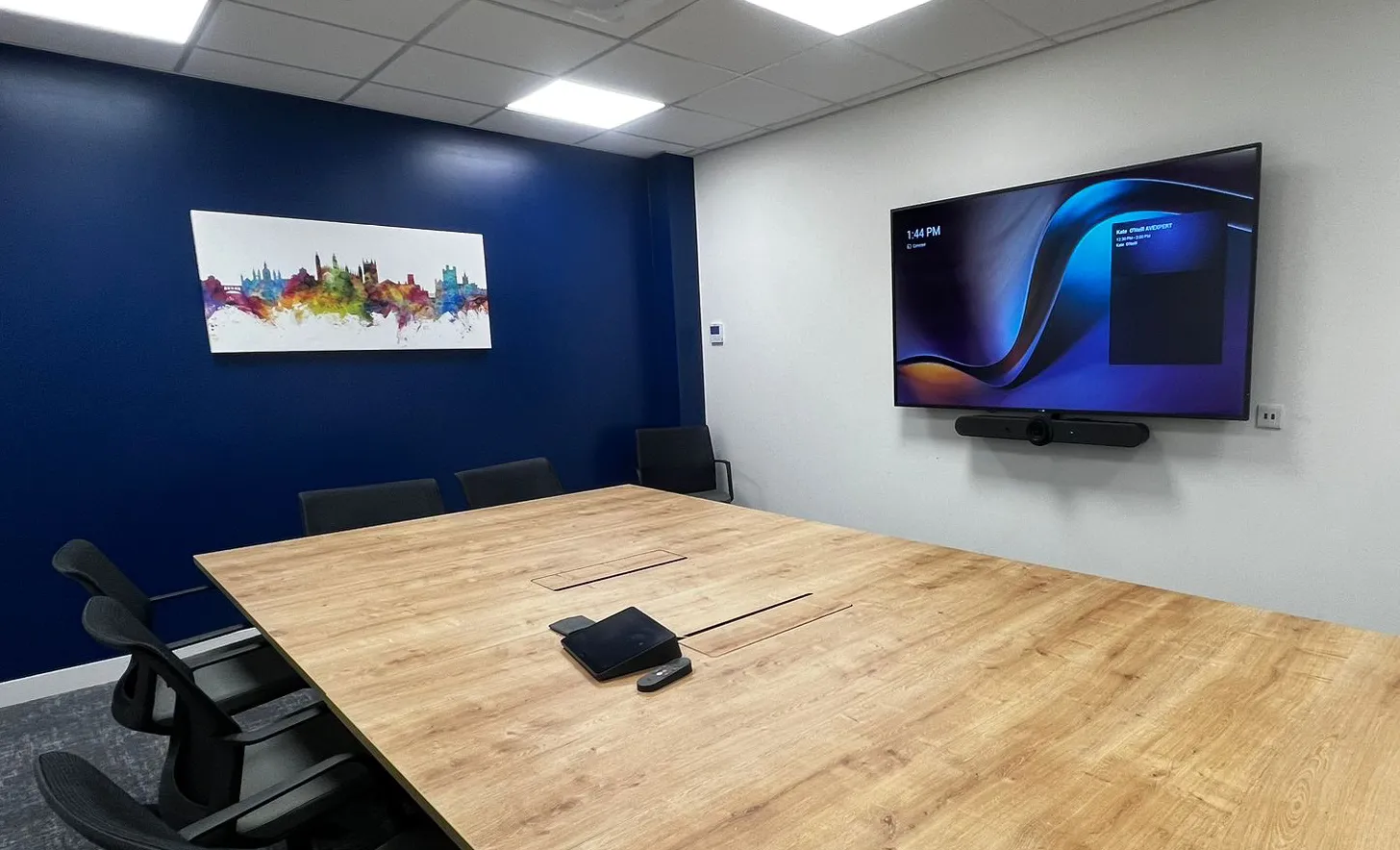 Display and Video Conferencing Bar Installation in Meeting Room